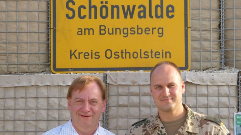 Gädechens besuchte deutsches ISAF-Kontingent in Afghanistan