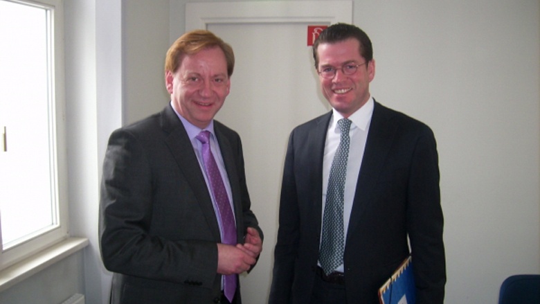 Ingo Gädechens, Karl-Theodor zu Guttenberg Ingo Gädechens, Karl-Theodor zu Guttenberg
