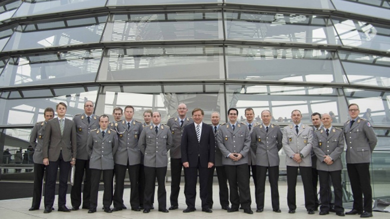 Soldaten des Aufklärungsbataillons 6 zu Besuch bei Ingo Gädechens in Berlin! Soldaten des Aufklärungsbataillons 6 zu Besuch bei Ingo Gädechens in Berlin!