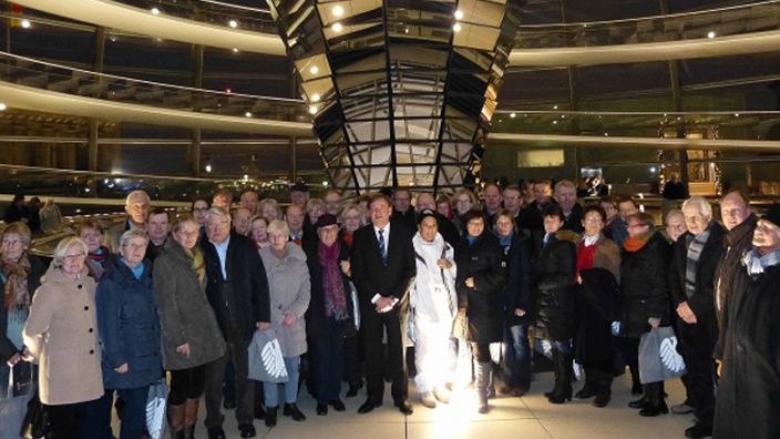 Besuchergruppe des Kreisbauernverbandes Ostholstein/Lübeck zu Besuch beim CDU-Bundestagsabgeordneten Ingo Gädechens im Reichstagsgebäude